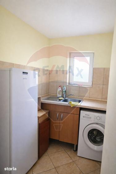 Casă cu 5 camere cu Teren 1497 Mp în Sarasău