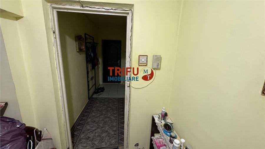 Apartament cu 4 camere decomandat, mobilat în Cetate