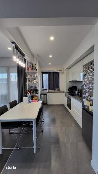 Apartament cu 3 camere în Gara de Nord