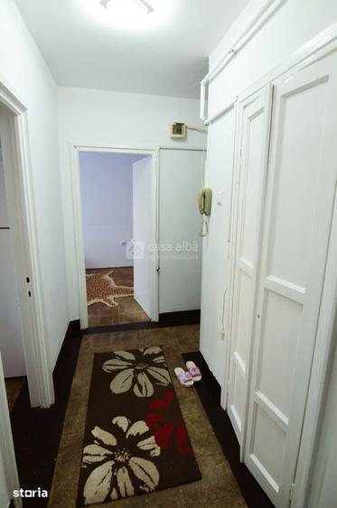 Apartament cu 3 camere semidecomandat în Copou