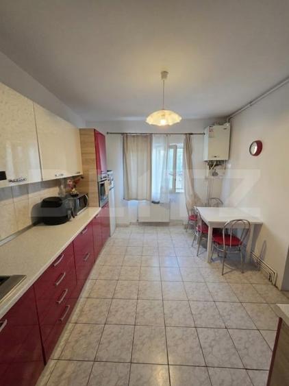 Apartament cu 2 camere decomandat, mobilat în Central