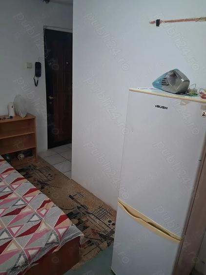 Garsonieră semidecomandată în Brâncoveanu
