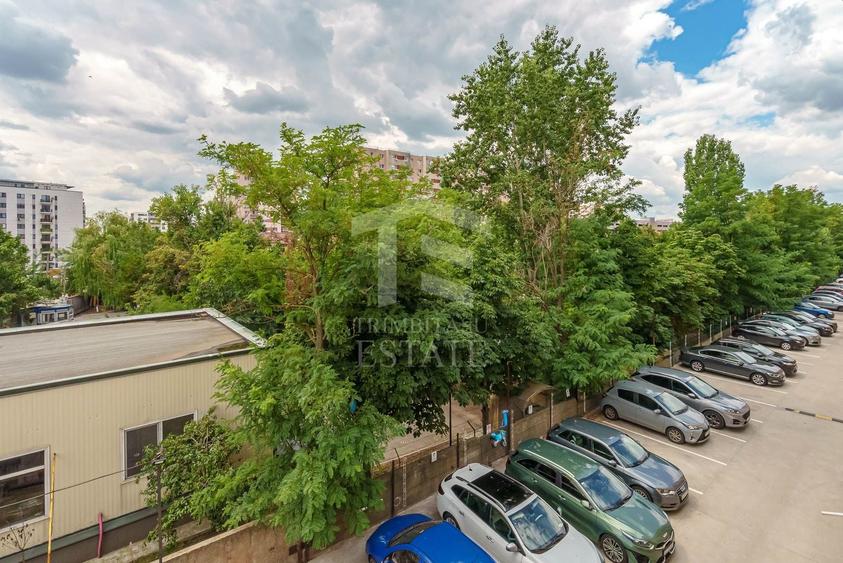Apartament cu 3 camere decomandat, mobilat în Theodor Pallady
