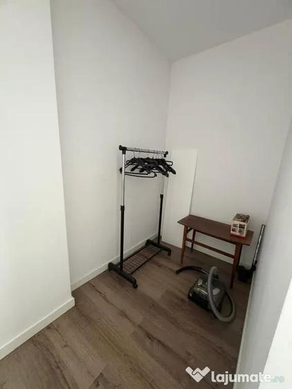 Apartament cu 2 camere decomandat în Centrul Civic