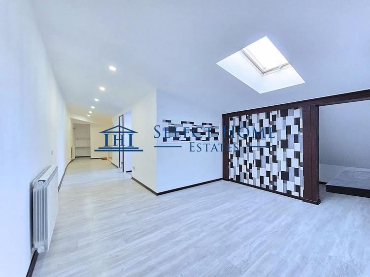 Apartament cu 5 camere decomandat în Unirii