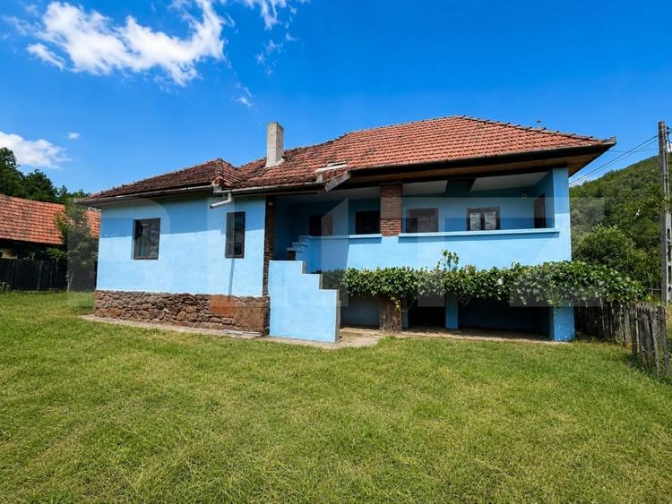 Casă individuală cu 2 camere cu Teren 1131 Mp în Balșa