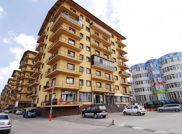 Garsonieră decomandată în Roșu