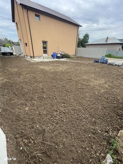 Casă cu 4 camere în Vârteju