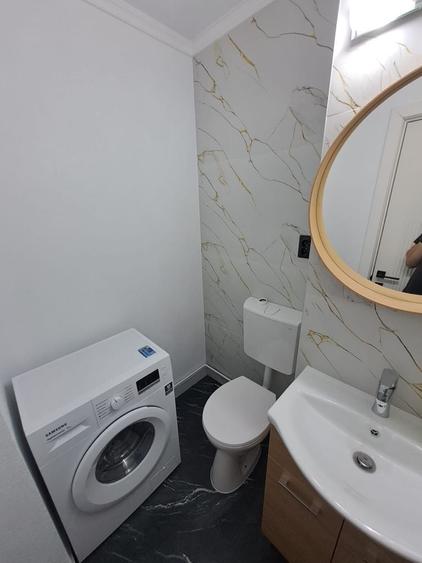 Apartament cu 3 camere decomandat în Vest