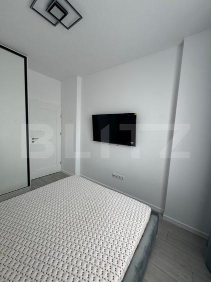 Apartament cu 2 camere semidecomandat, mobilat în Florești