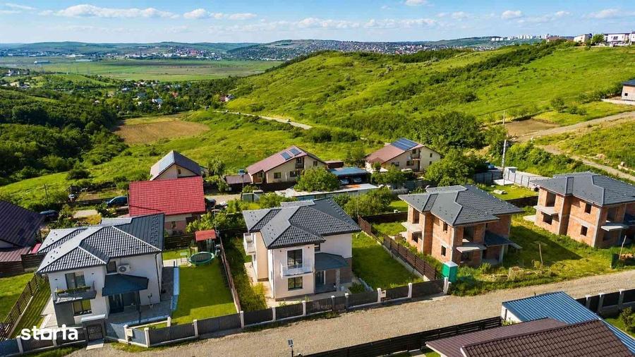 Casă cu 4 camere cu Teren 440 Mp în Miroslava
