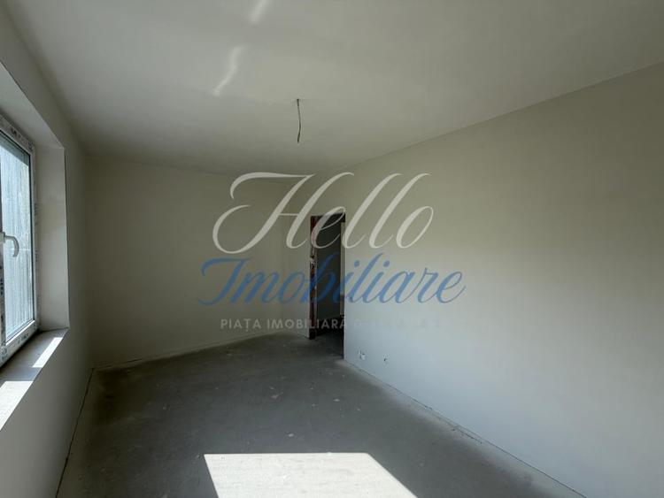 Apartament cu 3 camere semidecomandat în Florești