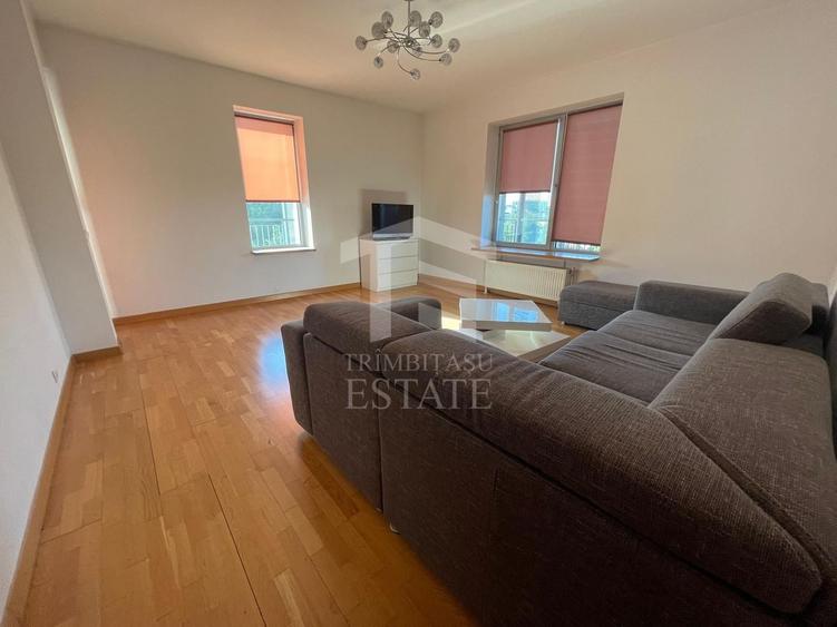 Apartament cu 3 camere decomandat, mobilat în Mihai Bravu