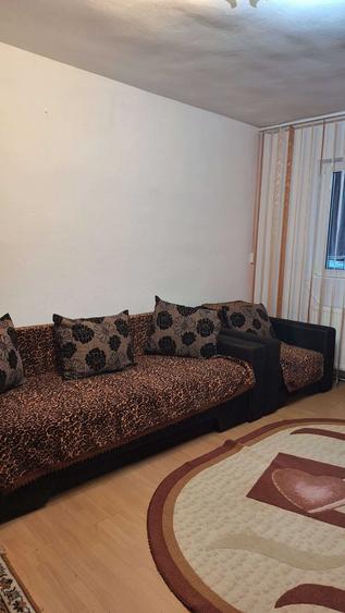Apartament cu 2 camere decomandat în Satu Nou