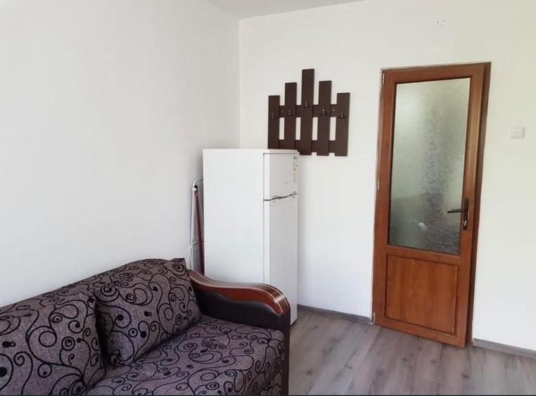 Garsonieră decomandată în Drumul Carului