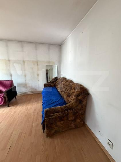 Apartament cu 4 camere decomandat în Burdujeni