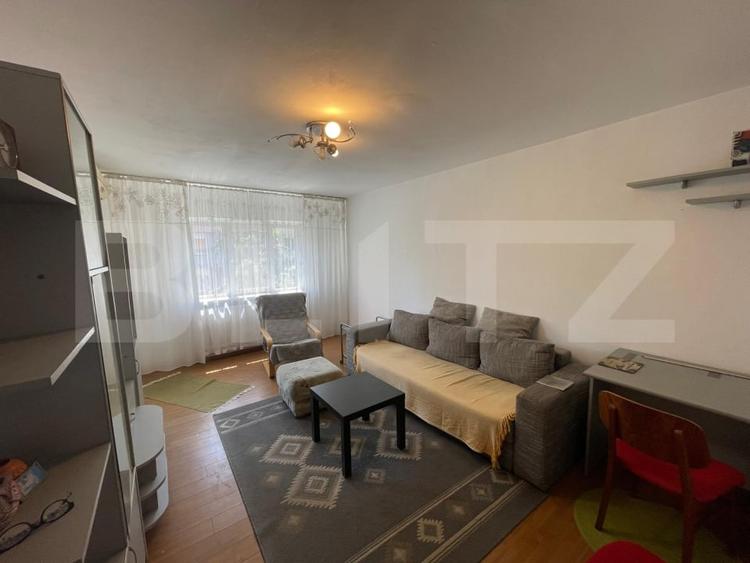 Apartament 3 camere decomandat, etaj 2/4, Lăpuș - Zona Restaurant Intim - 1