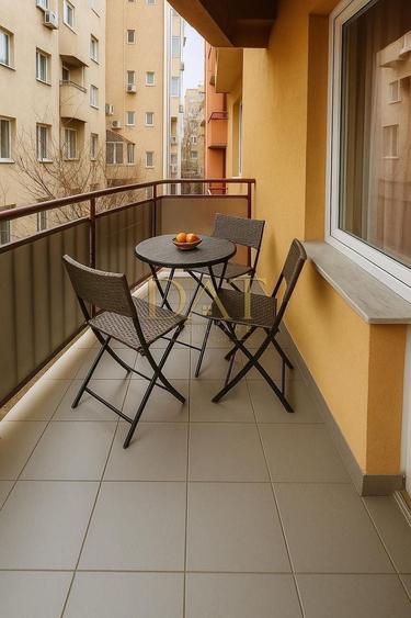 Apartament cu 3 camere semidecomandat, mobilat în Gheorgheni