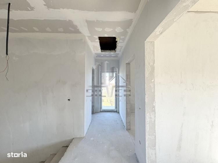 Casă cu 4 camere în Gilău