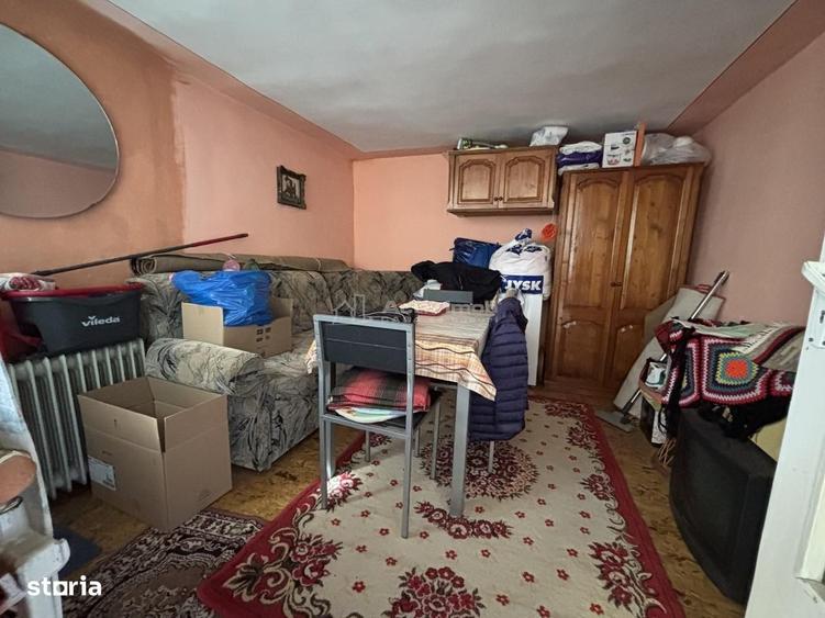 Casă cu 4 camere cu Teren 411 Mp în Central