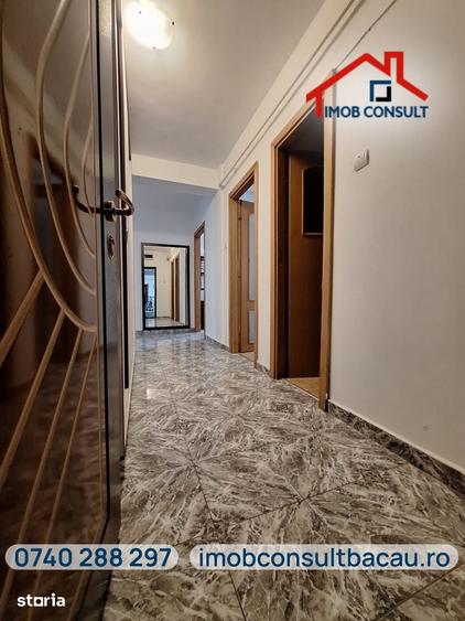 Apartament cu 3 camere decomandat în Narcisa