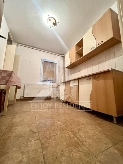 2 camere decomandat P/8 C-tin Brancoveanu, REABILITAT TERMIC - 4