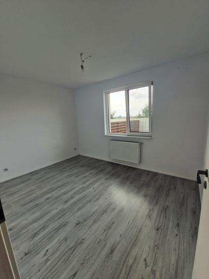 Casă cu 3 camere cu Canalizare în Măgurele