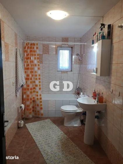 Casă cu 3 camere cu Teren 1050 Mp în Păuca