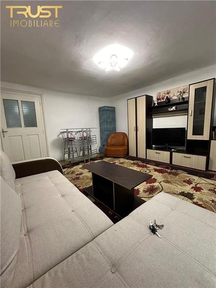Apartament cu 3 camere decomandat în Centrul Istoric
