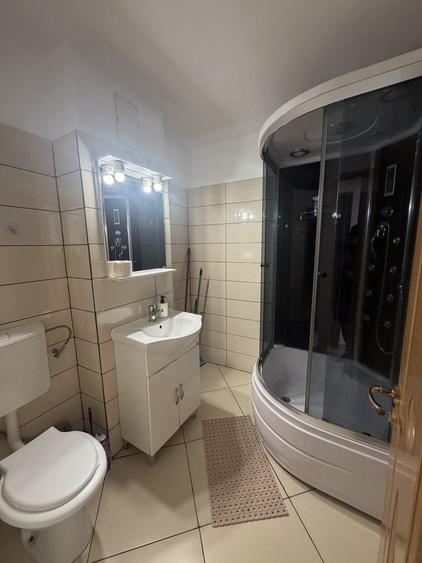 Apartament cu 2 camere decomandat în Trivale