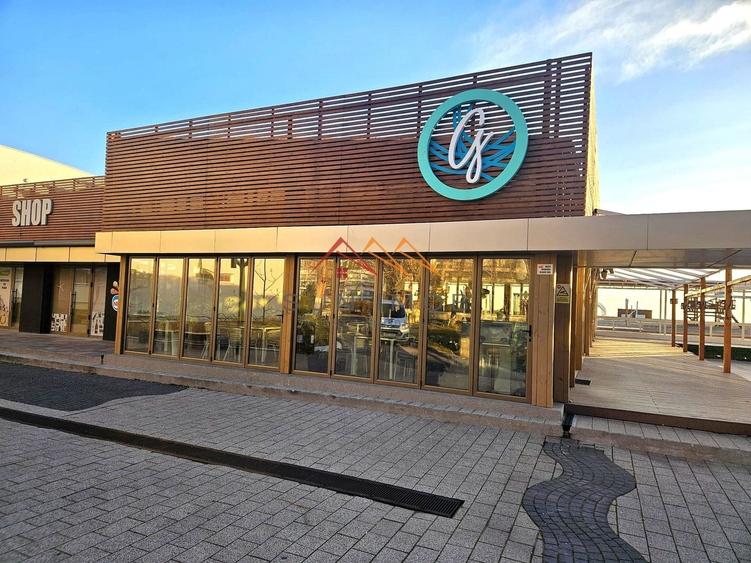 Spațiu comercial, de 875 mp, în Central