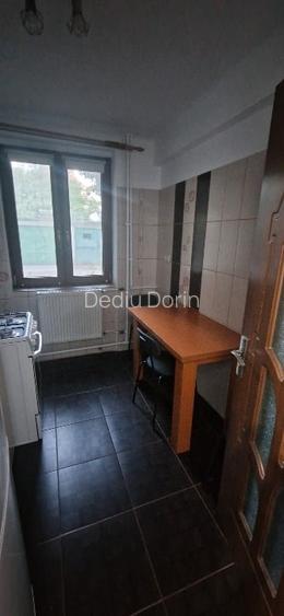 Apartament 3 camere, pozitie excelenta, situat central
