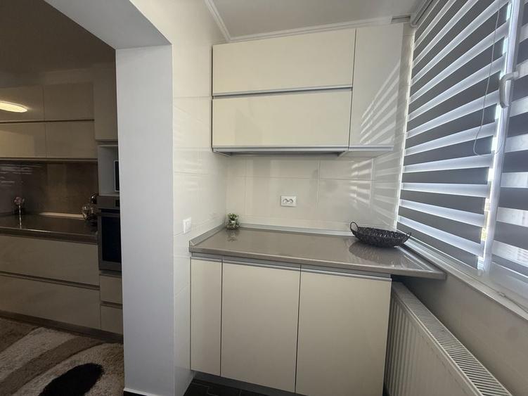 Apartament cu 2 camere decomandat în Lotus