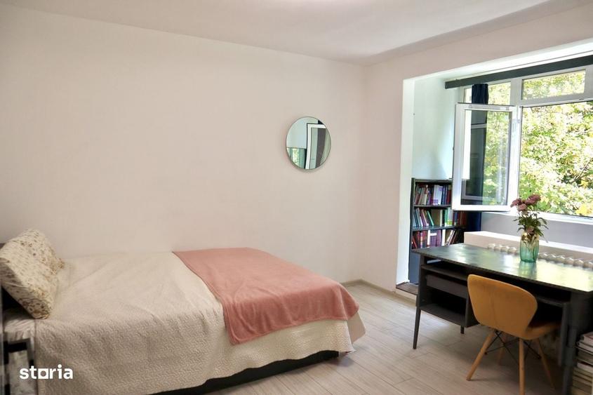 Apartament cu 4 camere în Păcii