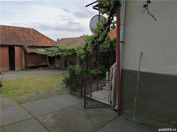 Casă cu 3 camere cu Teren 2335 Mp în Ohaba