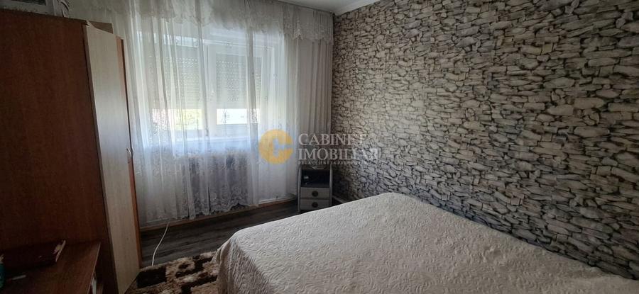 Apartament cu 2 camere decomandat, mobilat în Tomești