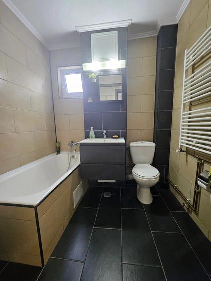 Apartament cu 2 camere decomandat în Ultracentral