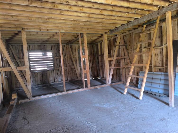 Casă cu 3 camere cu Teren 300 Mp în Lumina
