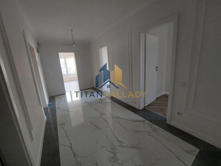 Penthouse cu 4 camere decomandat în Theodor Pallady