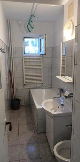 Apartament cu 2 camere semidecomandat în Alexandru cel Bun