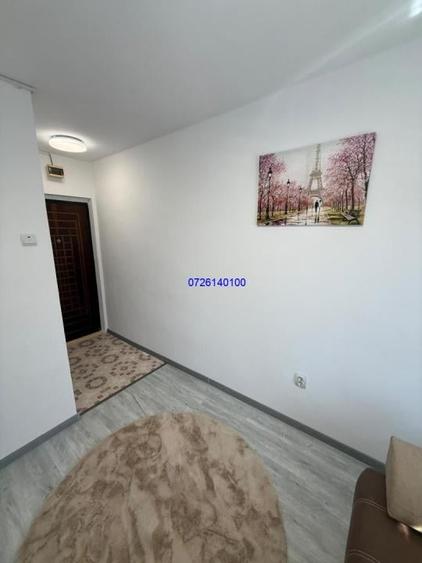 Garsonieră în CET