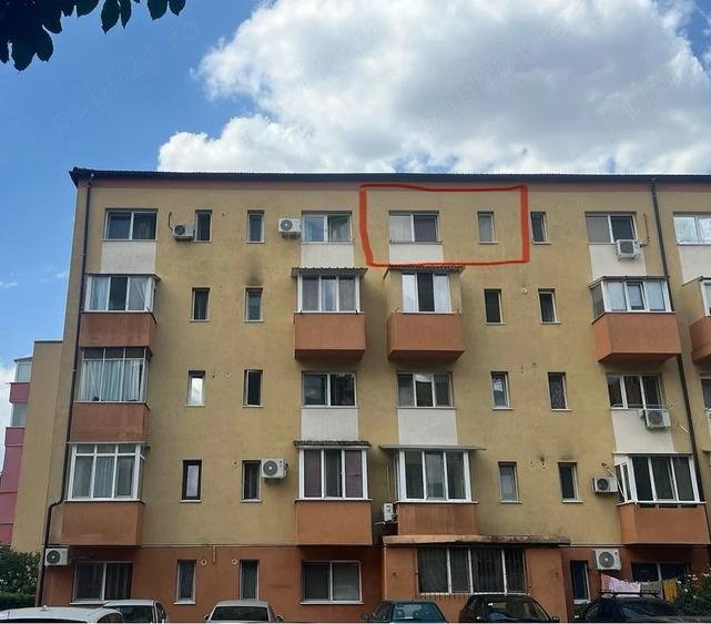 Garsonieră decomandată în UMT