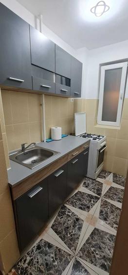 Inchiriez apartament cu 2camere - 5