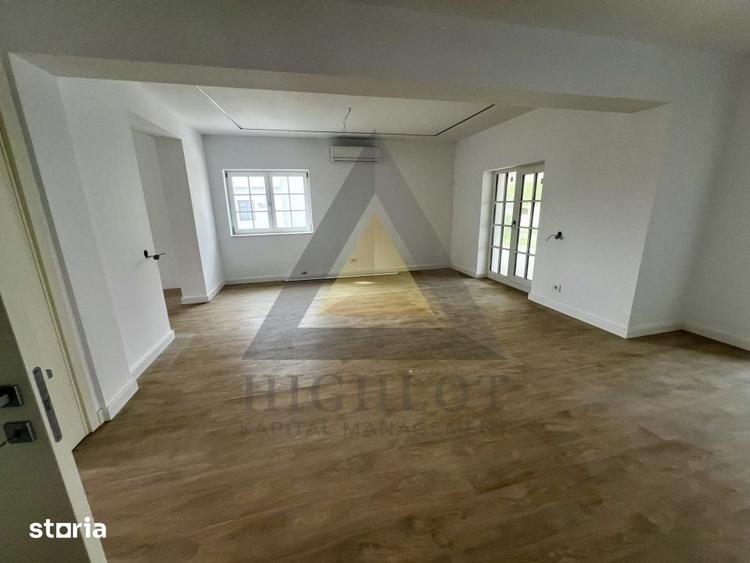 Casă cu 5 camere cu Teren 707 Mp în Corbeanca
