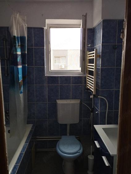 Apartament cu 2 camere decomandat în Baza 3