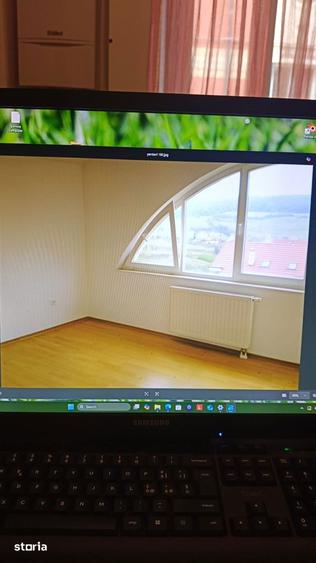 Casă cu 5 camere cu Teren 720 Mp în Livezeni