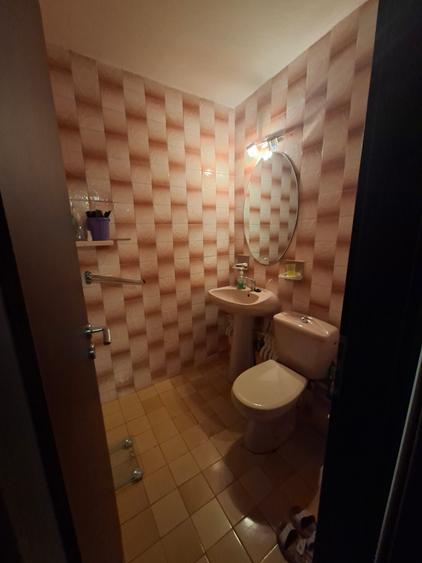 Apartament cu 3 camere decomandat în Bucovina