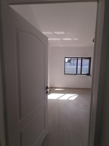 Casă individuală cu 3 camere cu Teren 350 Mp în Cătămărești-Deal