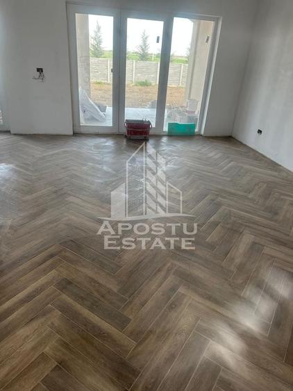 Duplex cu 5 camere cu Canalizare în Urseni