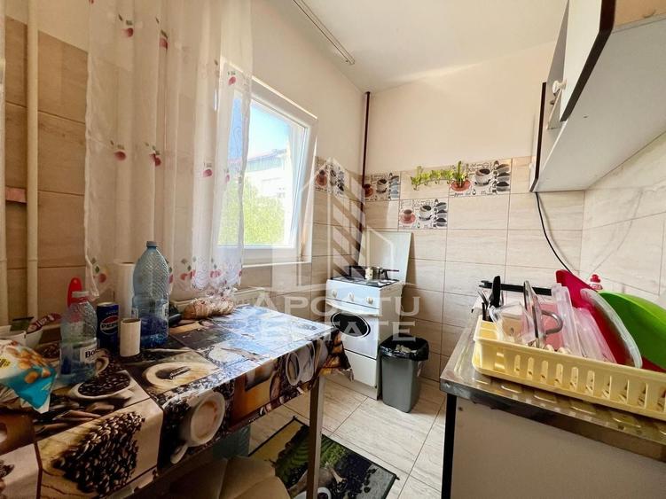 Garsonieră nedecomandată în Lipovei